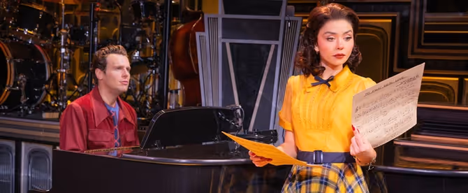 Photos: Jonathan Groff, Sarah Hyland and More in New JUST IN TIME Images