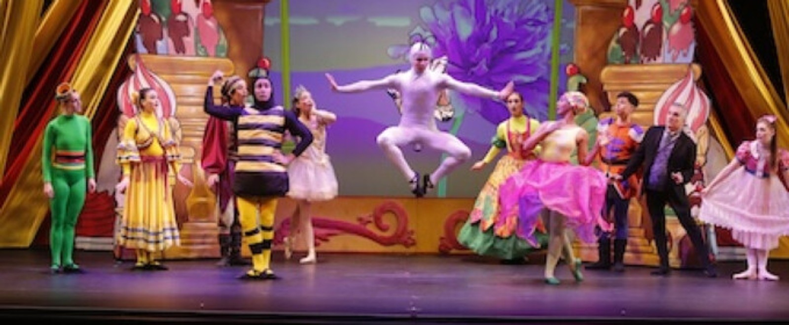 Mark Foehringer's NUTCRACKER SWEETS to Return for 18th Season
