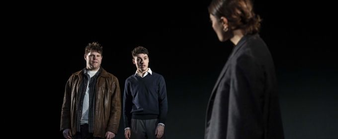 Photos: First Look at THE BREACH at Hampstead Theatre Photos