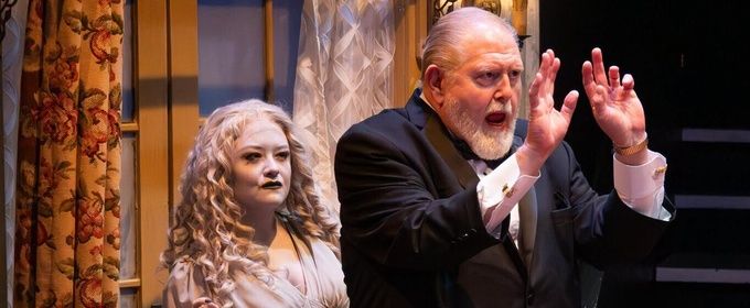 Review: BLITHE SPIRIT at Theatre In The Round