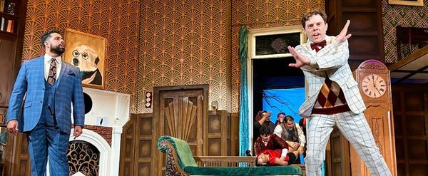 Review: THE PLAY THAT GOES WRONG at Aurora Theatre
