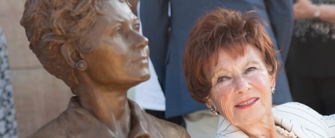 Photos: Hometown Theater Honors Marion Ross With Bronze Statue Photos