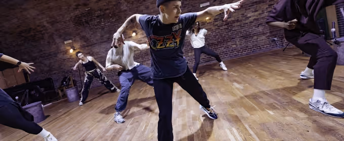 Photos: Inside Rehearsal For the UK Tour of CAKE Photos