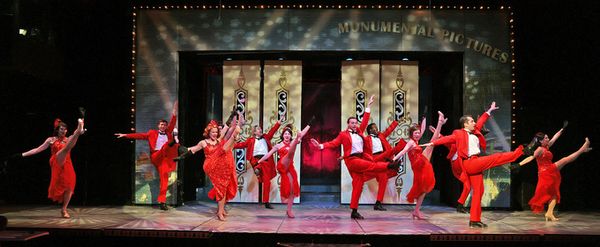 Photos: SINGIN' IN THE RAIN Opens at Beef & Boards Dinner Theatre
