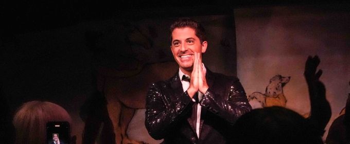 Photos: Anthony Nunziata Makes Cafe Carlyle Debut Photos