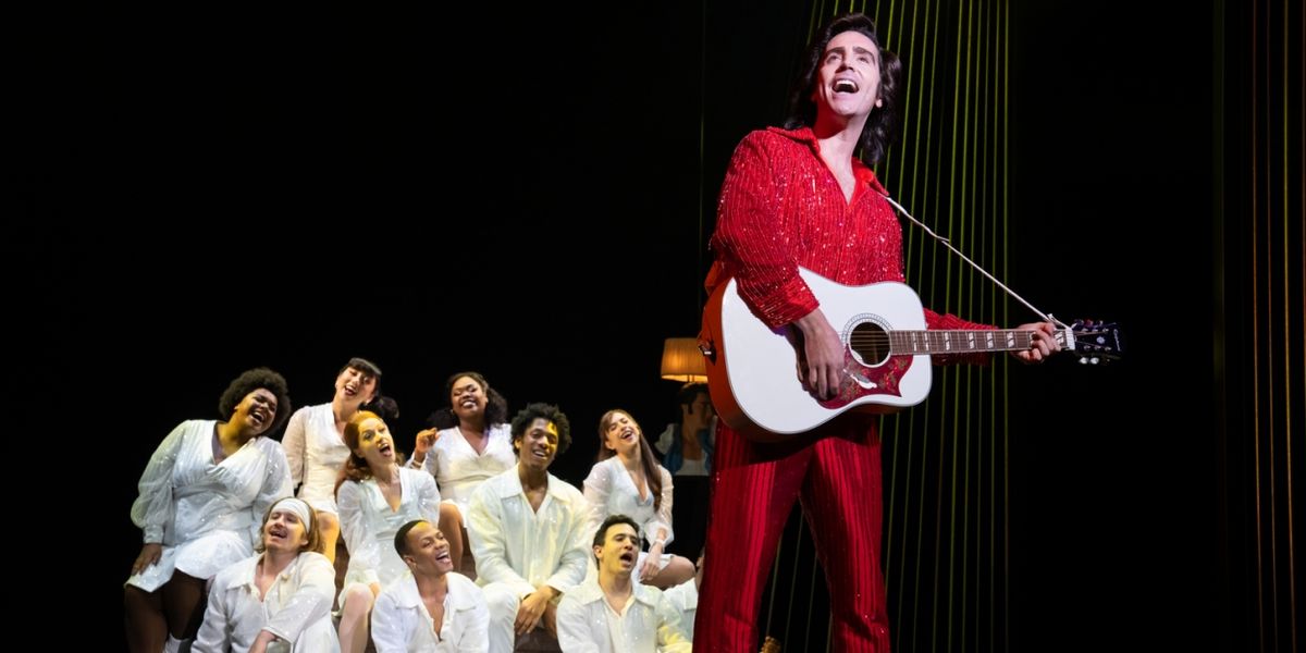 A BEAUTIFUL NOISE: THE NEIL DIAMOND MUSICAL Comes to the Fabulous Fox Next Month