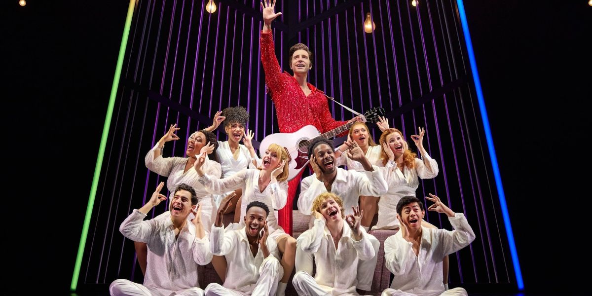 A BEAUTIFUL NOISE: THE NEIL DIAMOND MUSICAL is Coming to the Golden Gate Theatre