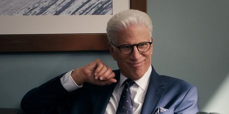 A MAN ON THE INSIDE Renewed for a Third Season at Netflix Photo