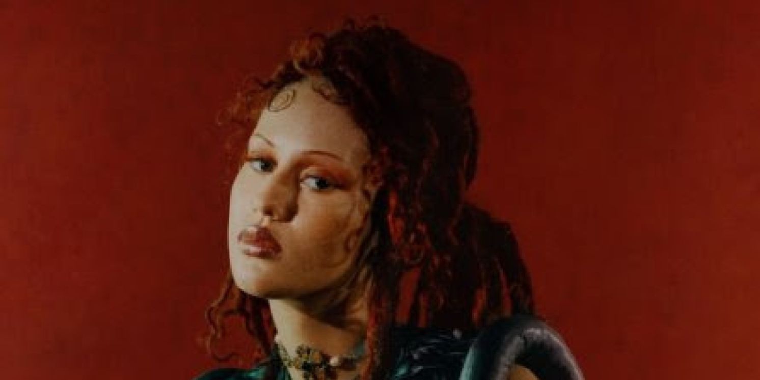 Absolutely to Join Reneé Rapp on 2026 European Tour Dates  Image