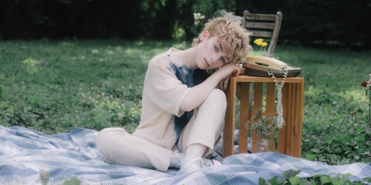 ADDISON GRACE Announces Debut Album 'Diving Lessons' & Shares Lead Single