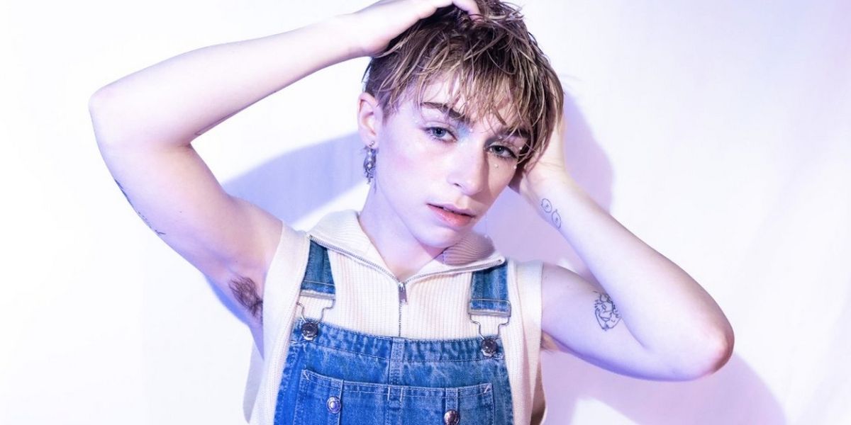 ADDISON GRACE Shares New Single 'SLIME' Off Forthcoming Debut Album 'Diving Lessons'