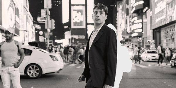ALEX EDELMAN: WHAT ARE YOU GOING TO DO is Coming to Steppenwolf Photo