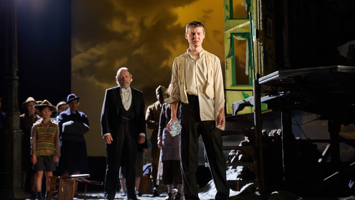 AN INSPECTOR CALLS to Tour UK and Ireland in 2027-28