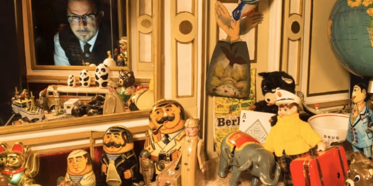 AROUND THE WORLD IN 80 TOYS Comes to Buntport Theater