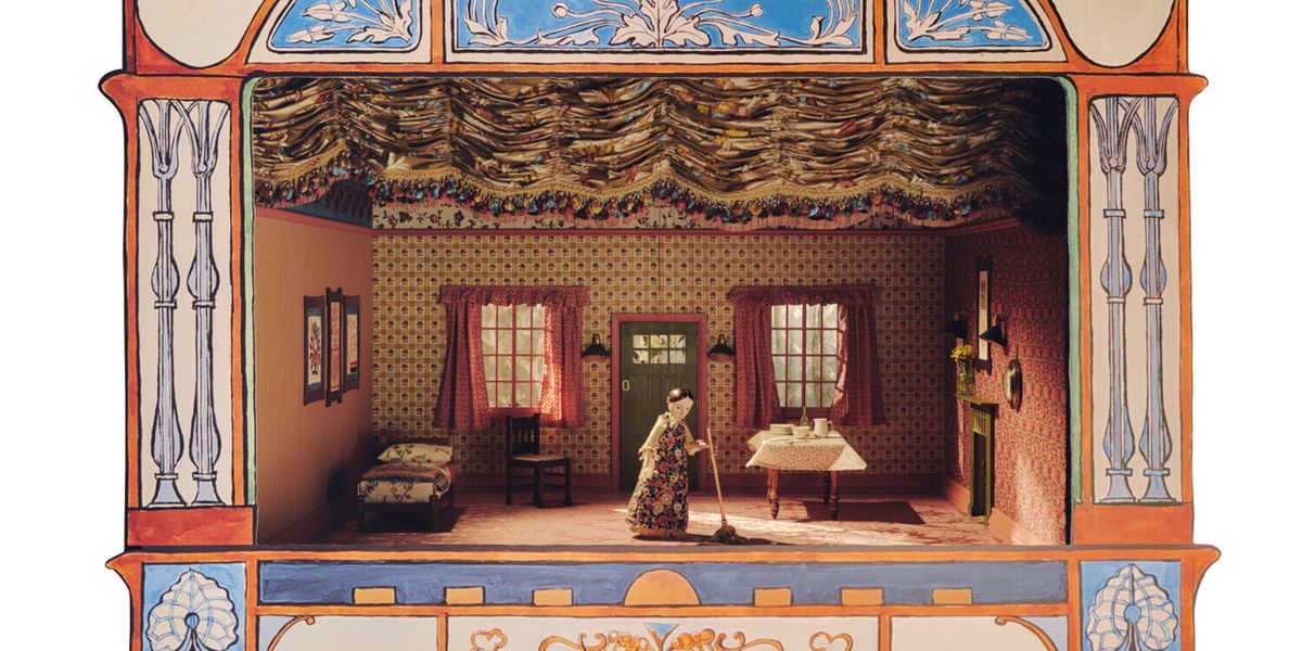 Video: ASCHENPUTTEL Puppet Film to Bring Simon Armitage Poem to Life