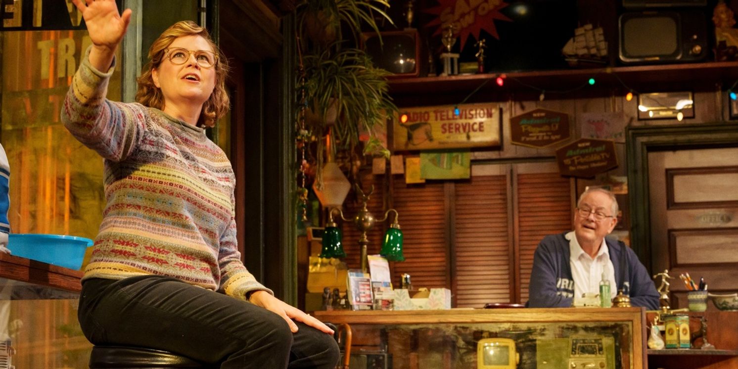 ASHLAND AVENUE Starring Jenna Fischer Extends for Second Time at The Goodman  Image