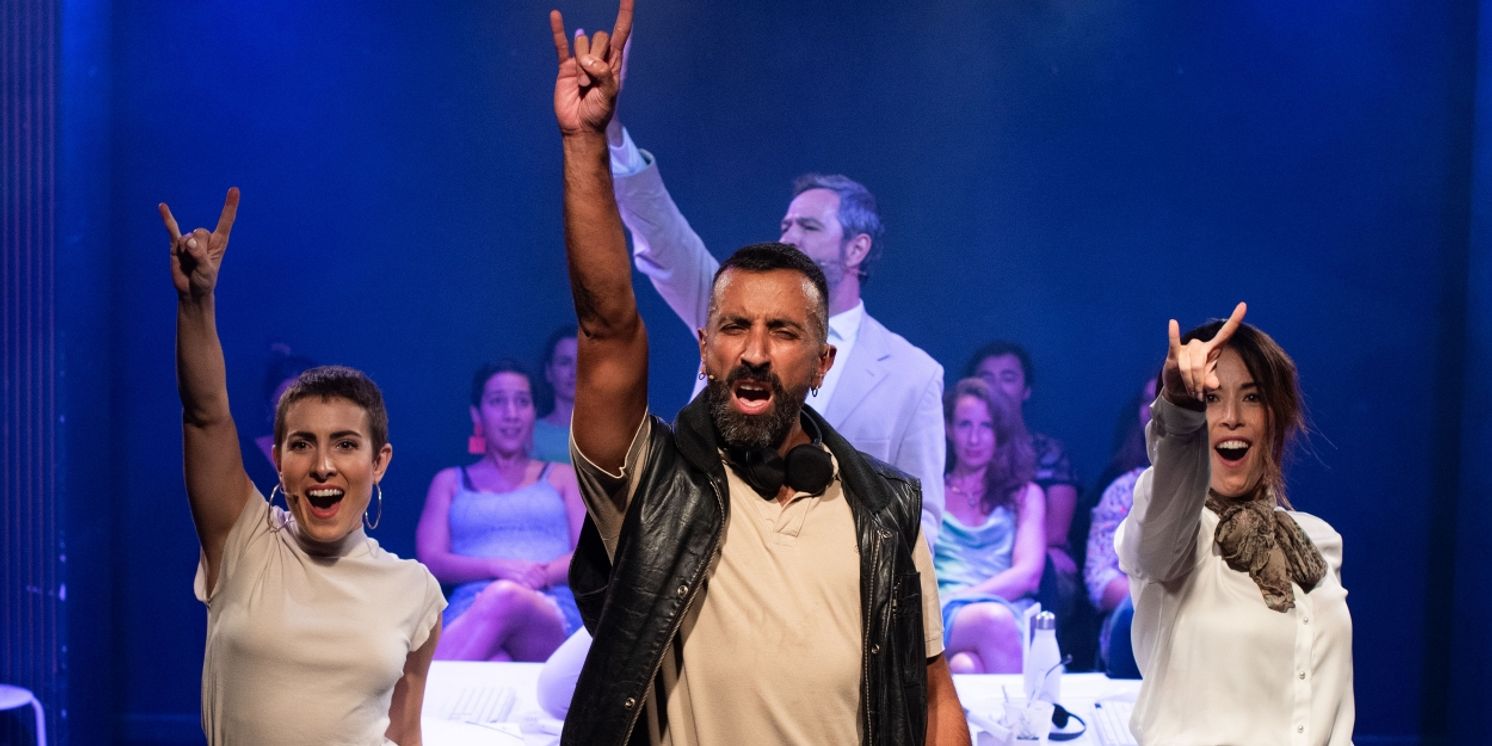 ATRAPADAS EN LA OFI llegará al Flumen de Valencia en mayo  Image