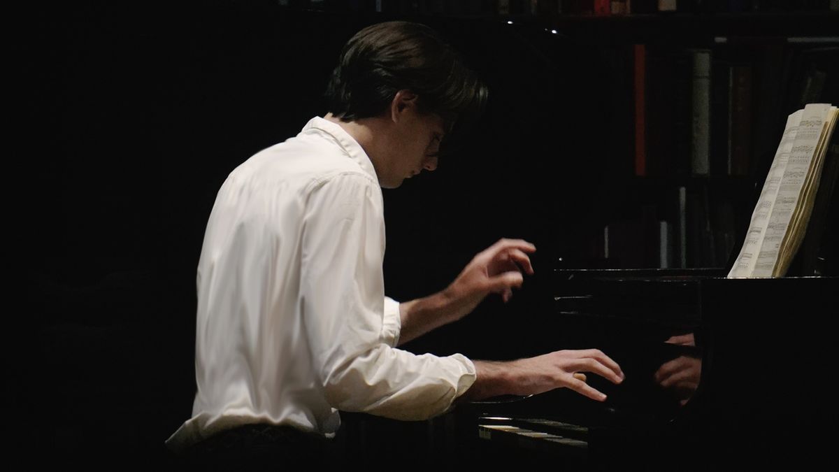 Avant Symphony Orchestra to Present UNSTUCK IN TIME by Thomas Nickell