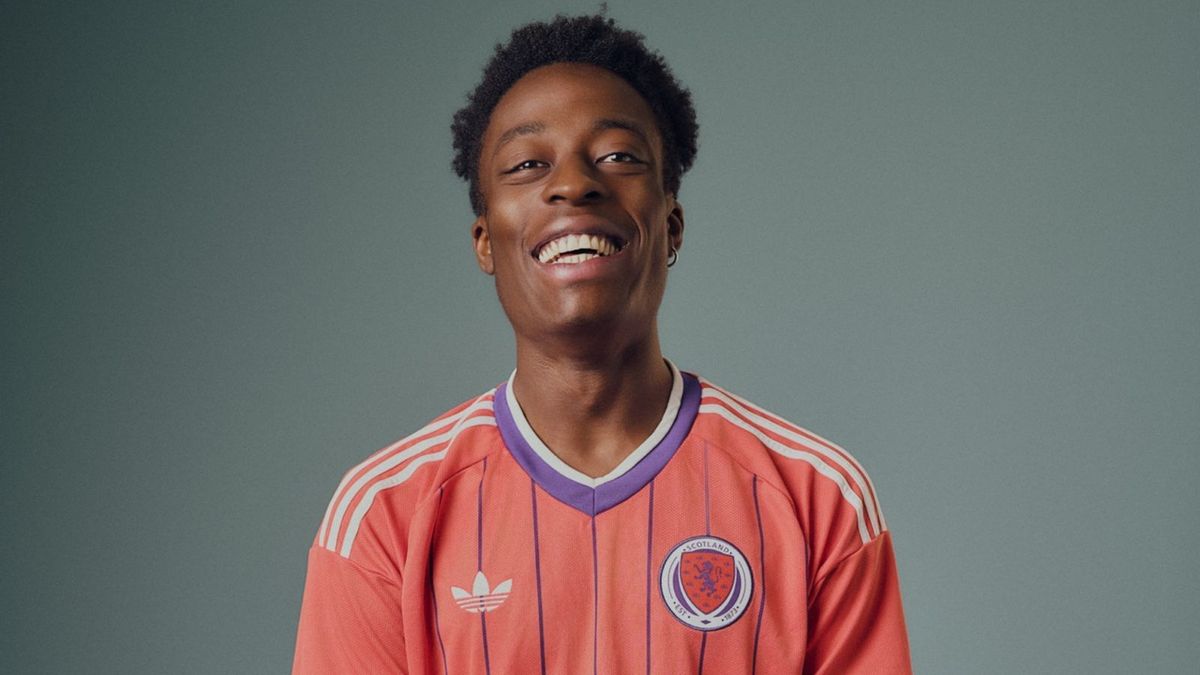 AYO ADENEKAN: HOMELAND INSECURITY is Coming to Soho Theatre