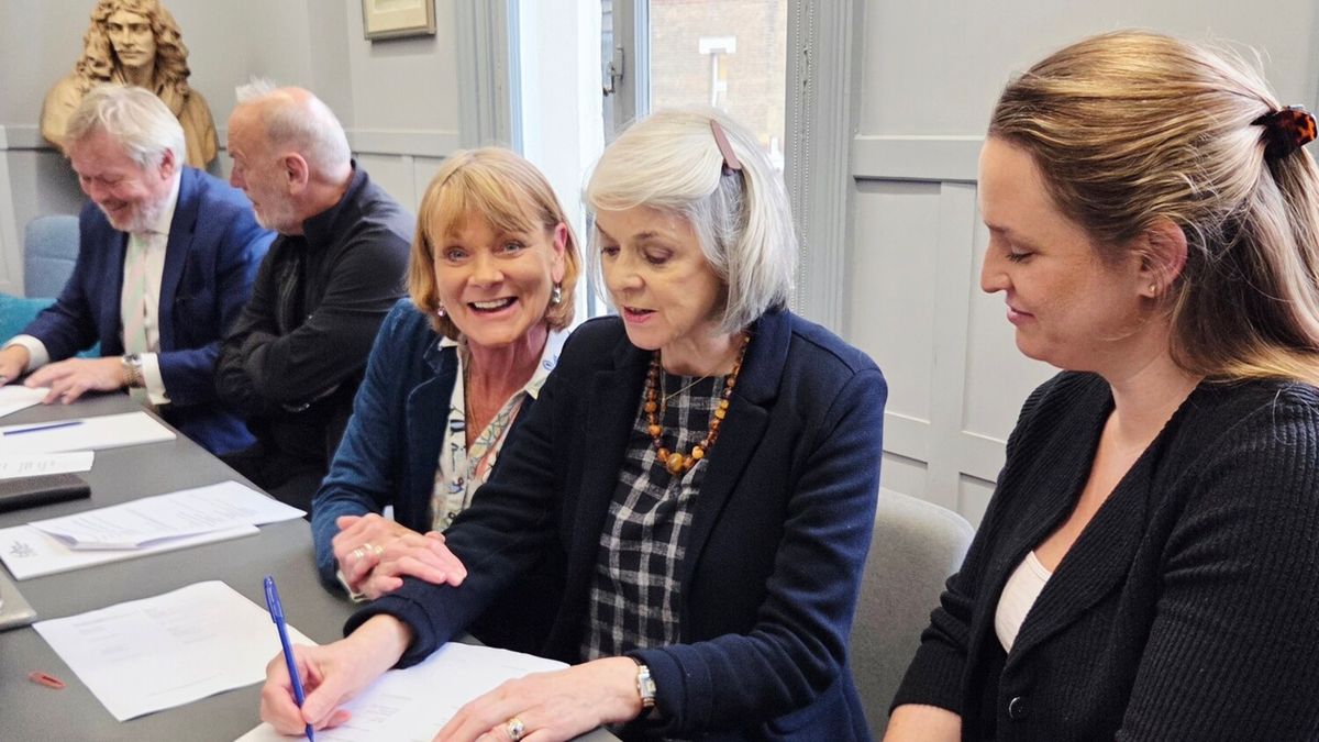 Actors Children Trust to Merge With Royal Theatrical Fund