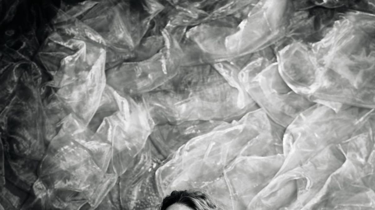Agnes Obel Releases THE MEANING OF FLOWERS Album
