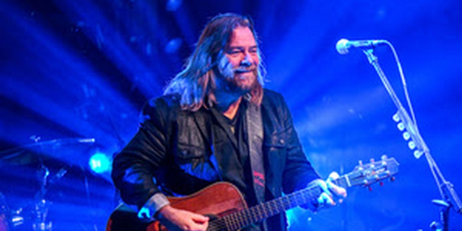 Alan Doyle Releases Live Video and Resumes 2024 North American Tour  Image