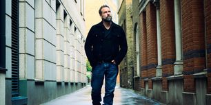 Alfie Boe Sets New Album 'Face Myself' Featuring Original Songs