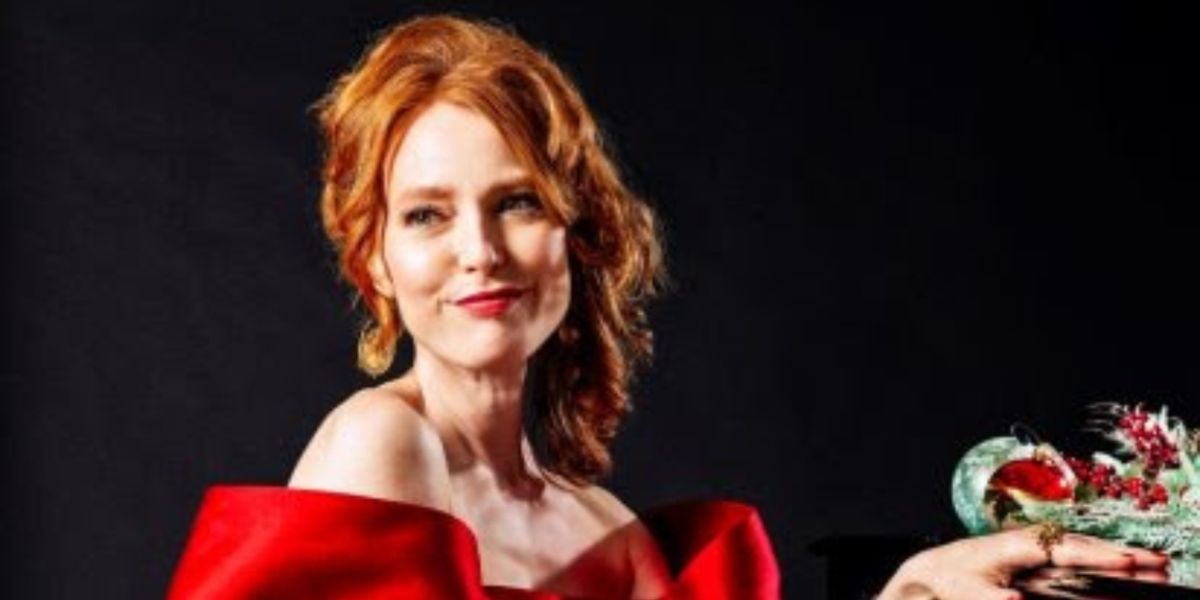 Alicia Witt Releases Holiday Single 'I Think I’m Spending Christmas with You'