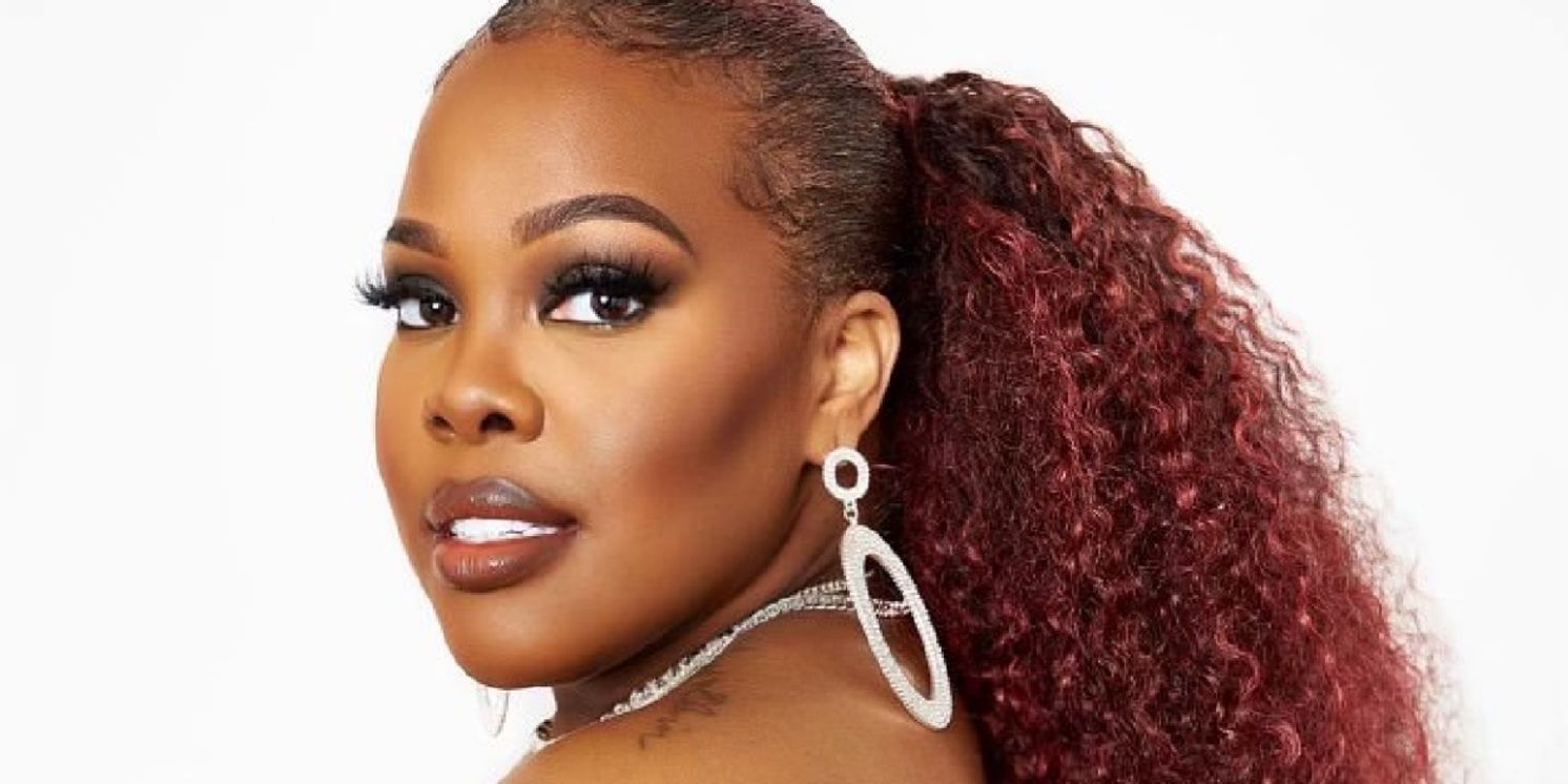 Amber Riley Joins Gay Men's Chorus Of South Florida For 'Celebrate The Holidays' Concert  Image