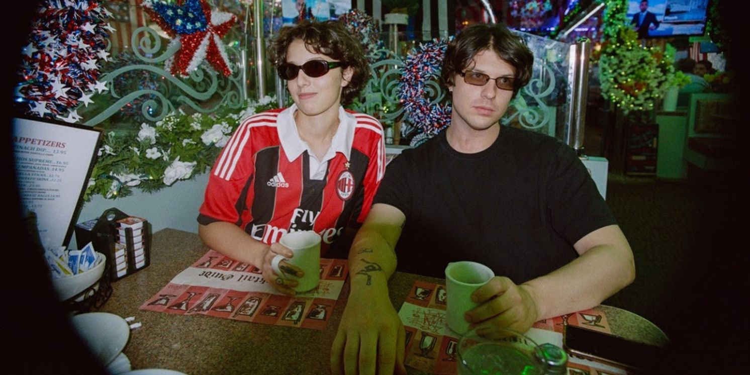 Amiture Return With New Single 'Glory'  Image