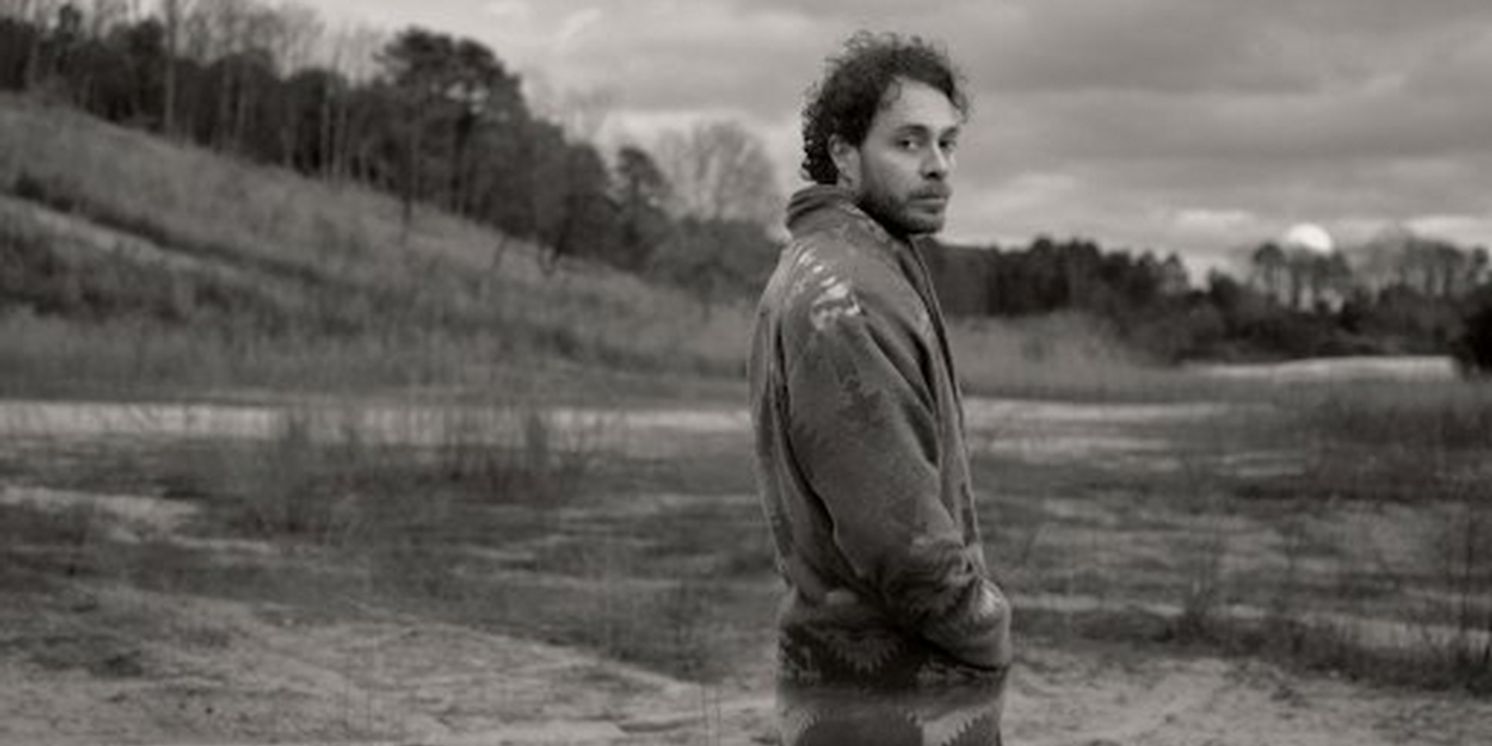 Amos Lee Shares New Song 'Beautiful Day' About Self-Acceptance  Image