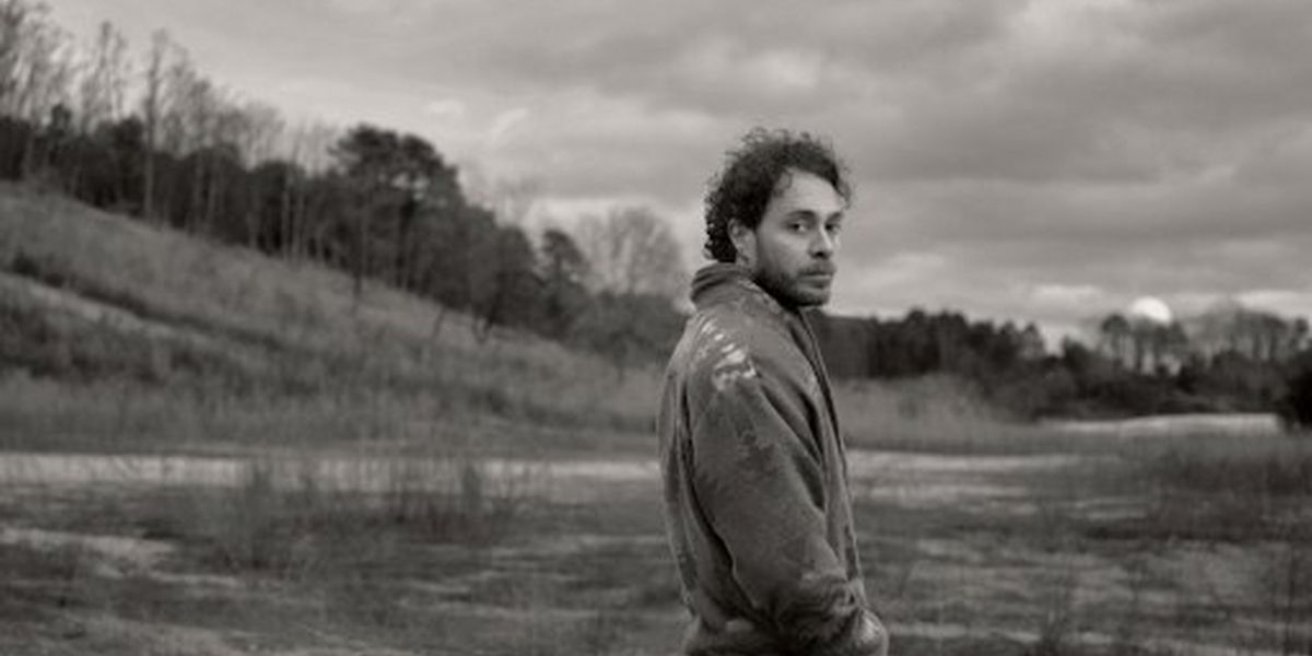 Amos Lee Shares New Song, 'Darkest Places'