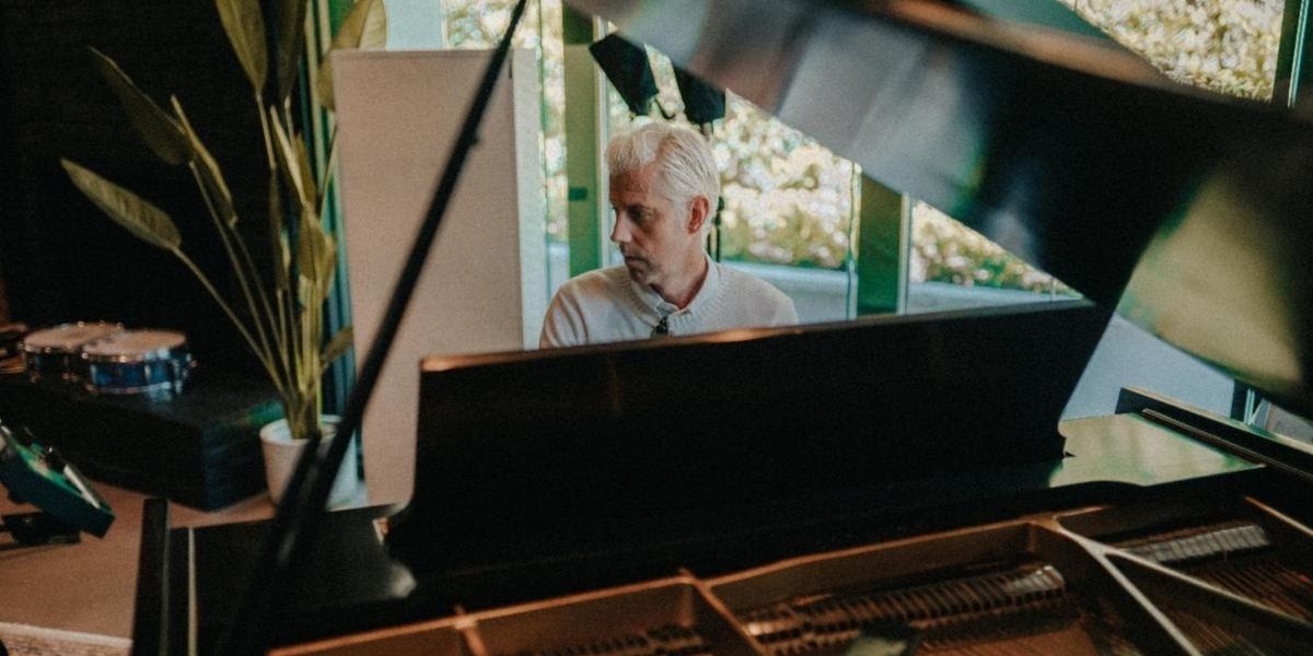 Andrew McMahon to Play Intimate Piano Tour This Fall