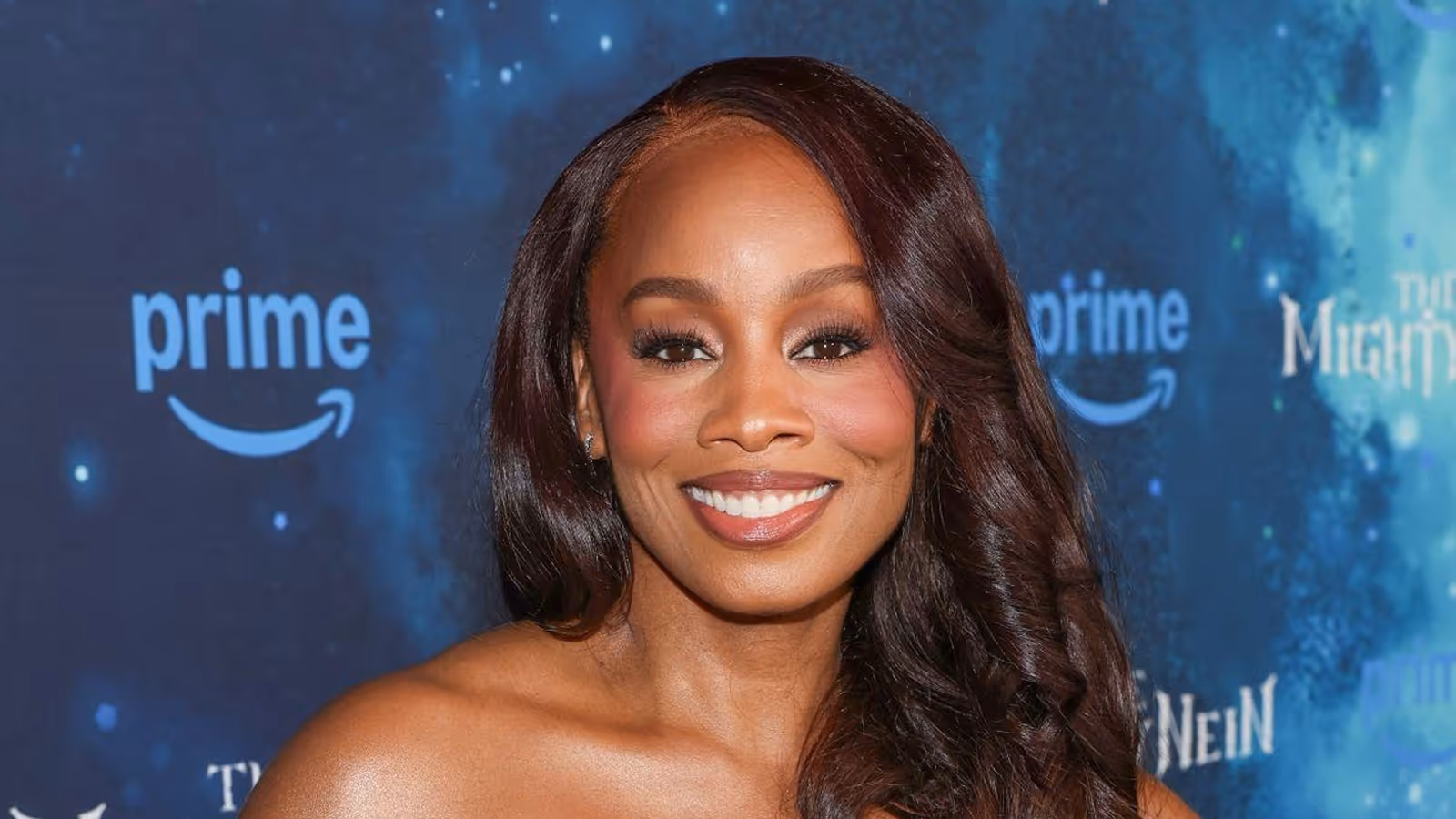 Anika Noni Rose Will Pay Tribute to Dolly Parton at GLAAD's New York ...