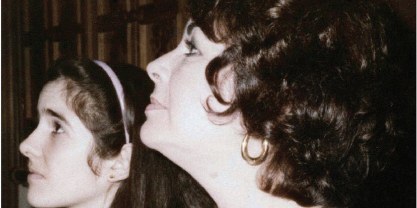 ANN TALMAN: ELIZABETH TAYLOR AND THE SHADOW OF HER SMILE Comes To The Arts Club Of Washington Photo
