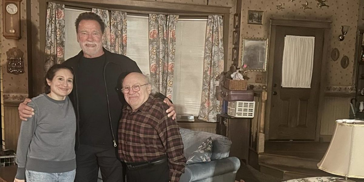 Arnold Schwarzenegger Visits TWINS Co-Star Danny DeVito at I NEED THAT