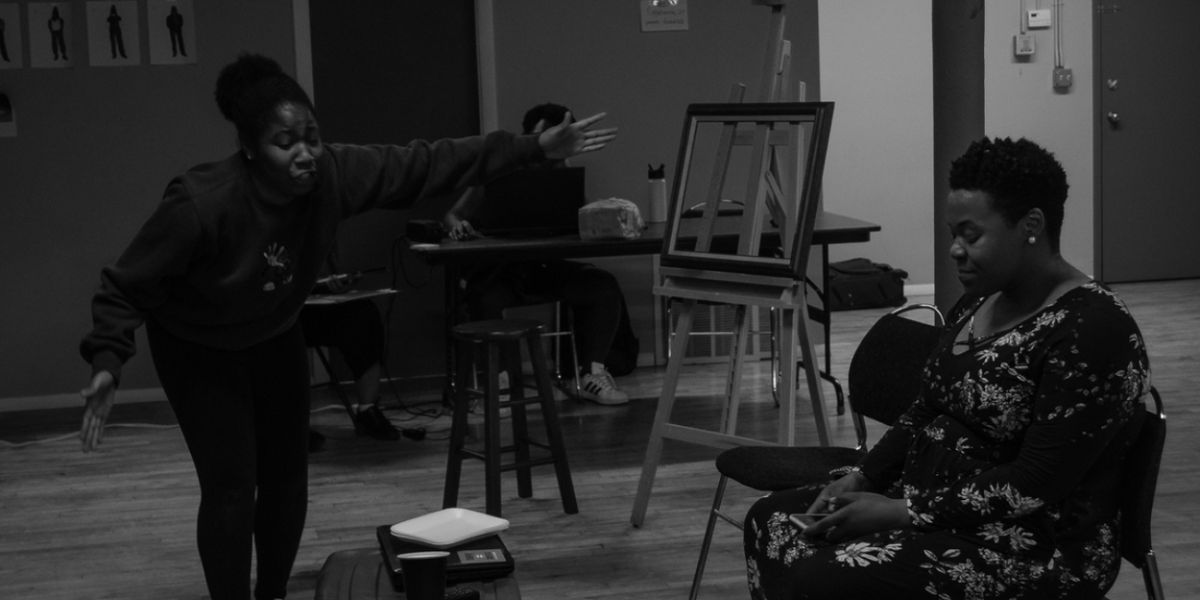 Artemisia Theatre Premieres A HIT DOG WILL HOLLER In Chicago