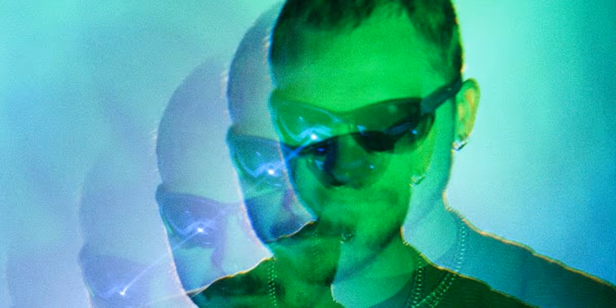 Auragraph Shares 'New Standard' Acid-Dipped Synthwave Track 'Heatwave'