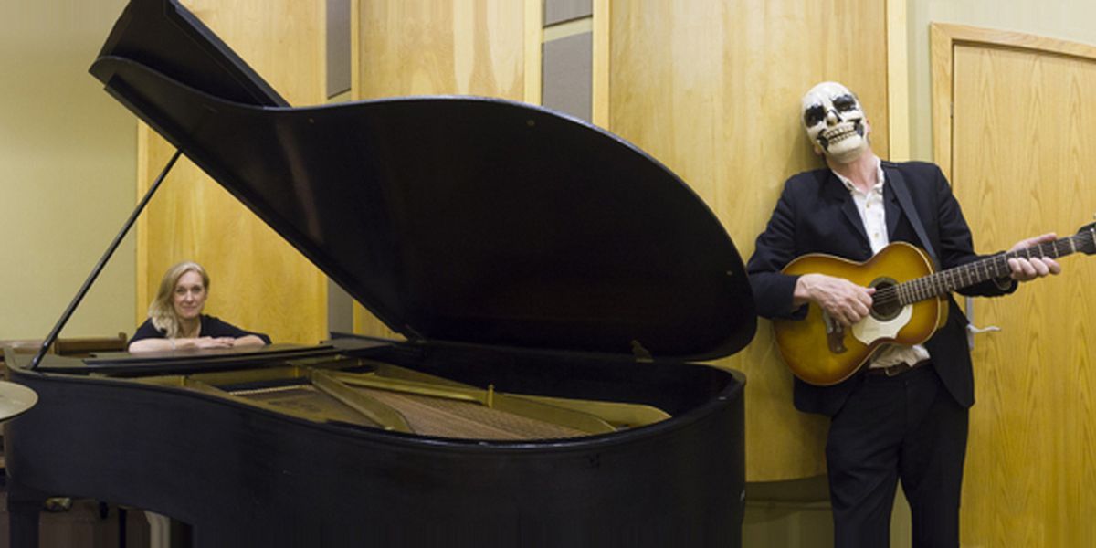 Bees Deluxe to Perform at Jamey's House of Music in January.