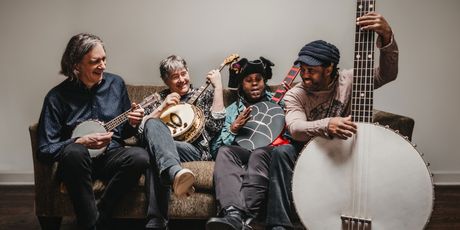 Béla Fleck & The Flecktones Detail 2025 'Jingle All the Way' US Tour Photo