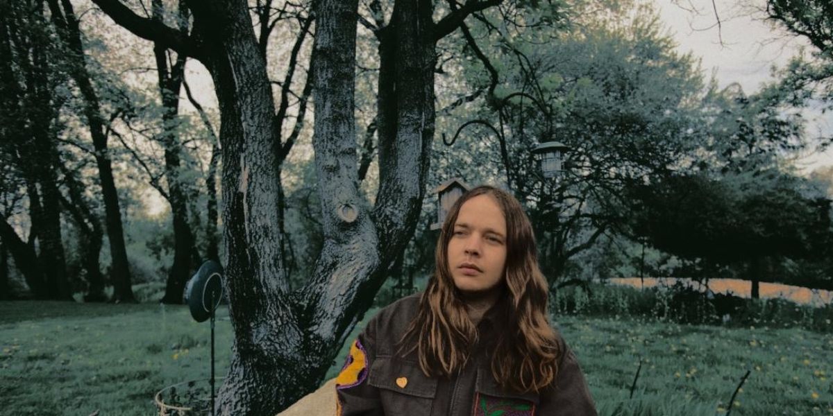 BILLY STRINGS Shares New Song 