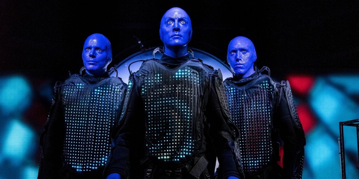 BLUE MAN GROUP Las Vegas Hosts First-Ever Deaf & Hard Of Hearing Accessible Performance