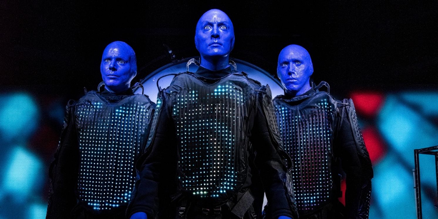BLUE MAN GROUP Las Vegas Hosts First-Ever Deaf & Hard Of Hearing Accessible Performance  Image