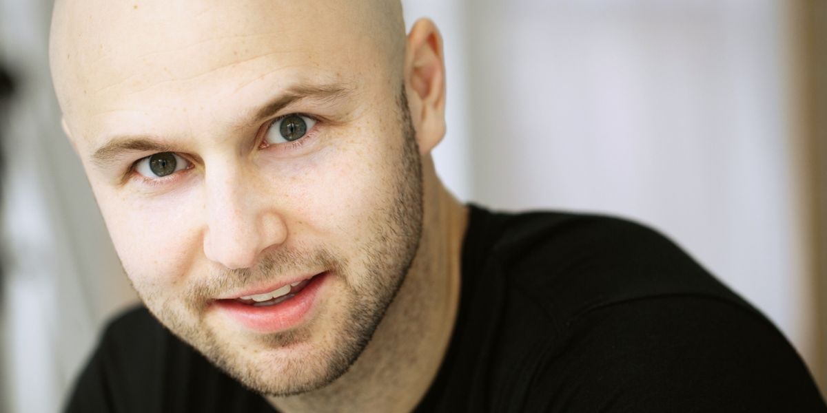 Interview: Meet Adam Dyer, Choreographer of NEWSIES at The REV