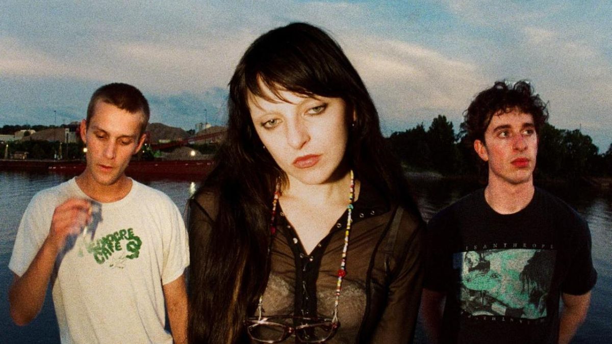 Baby Wave Sign to Saddle Creek with New Single This Fall