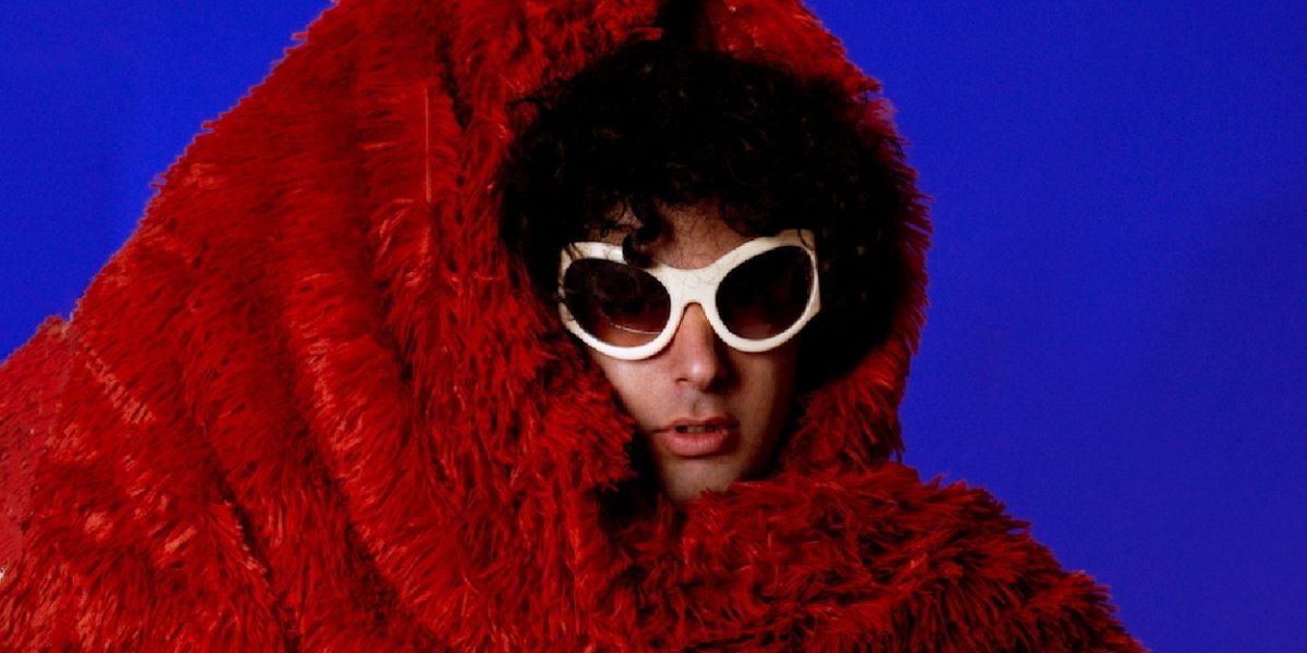 Bad Tuner to Release 'look at me but through me' EP