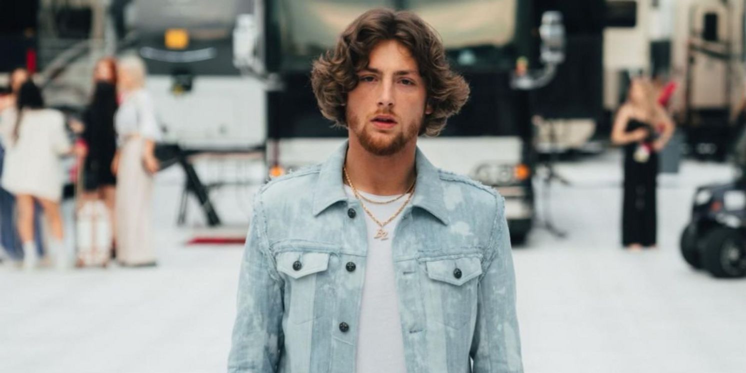 Bailey Zimmerman Launches Into 2024 Propelled by a Massive 2023  Image