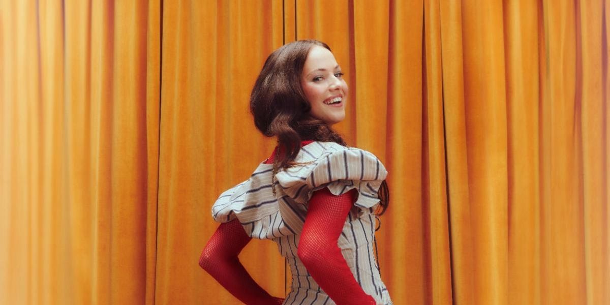Bea and Her Business Shares New Single 'Safety Net'