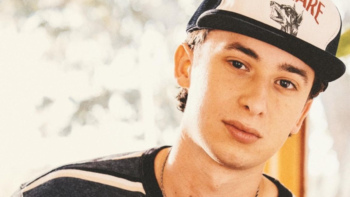 Benny G Releases IN THE NOW, Co-Written With Sister Ella