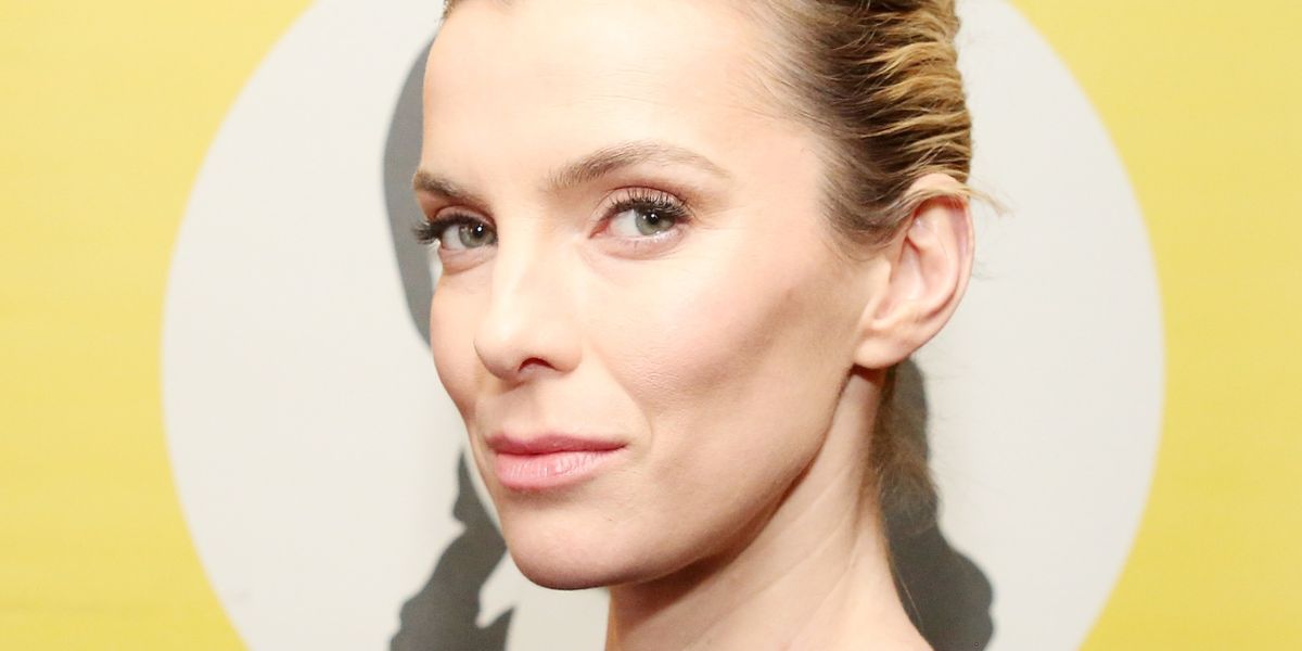Betty Gilpin Joins Jennifer Lopez and Brett Goldstein in Netflix's New 'Office Romance' Comedy